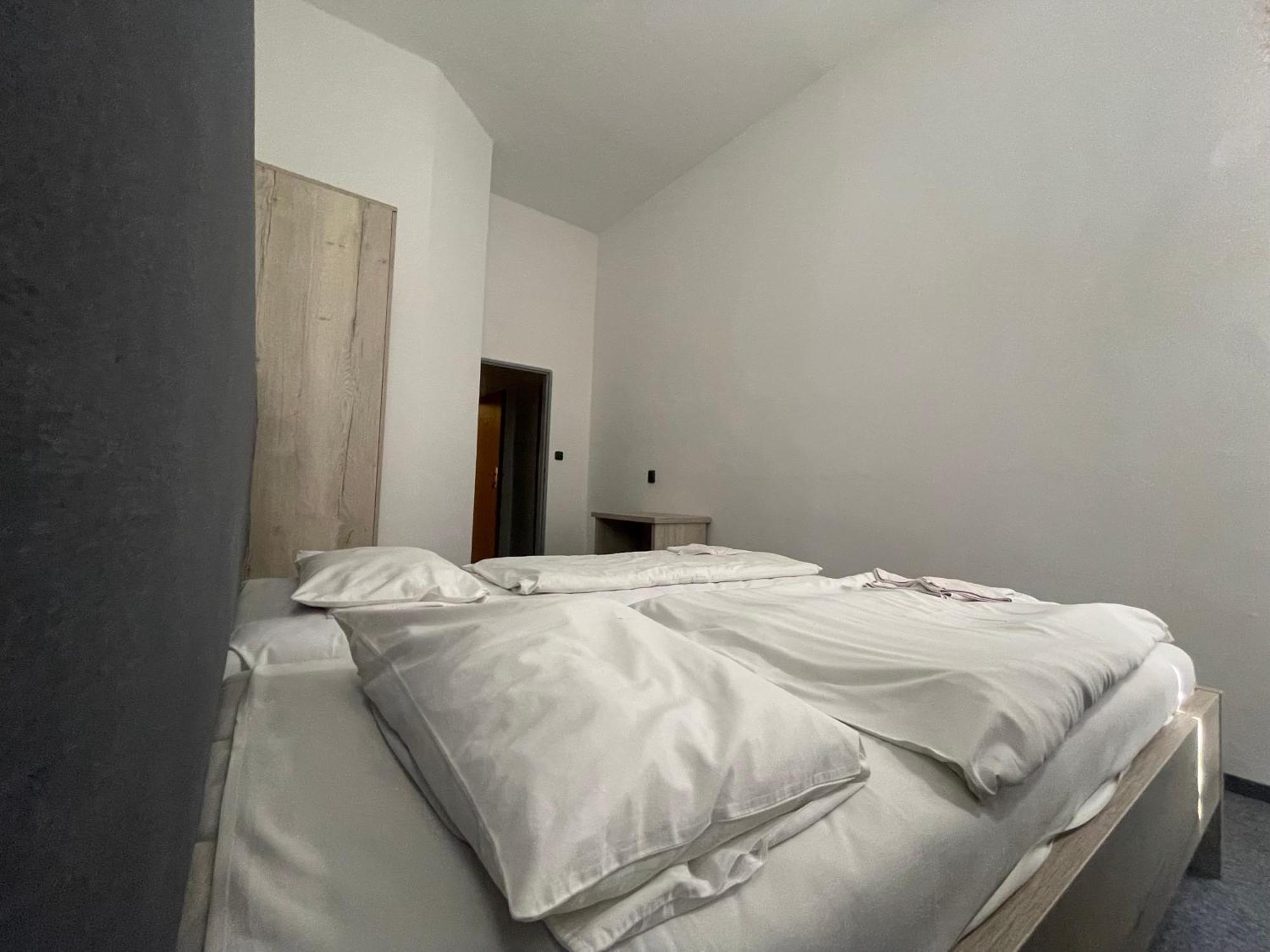 Hotel Stadion Hradec Králové Eksteriør bilde